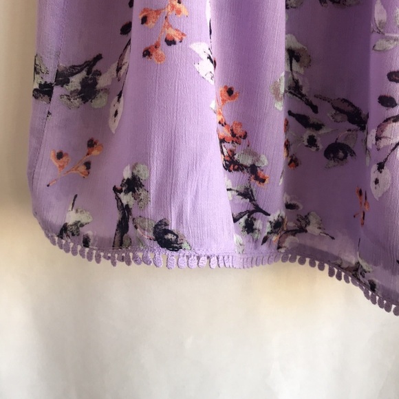 Rewind lilac floral print crop top, size M - Picture 4 of 8